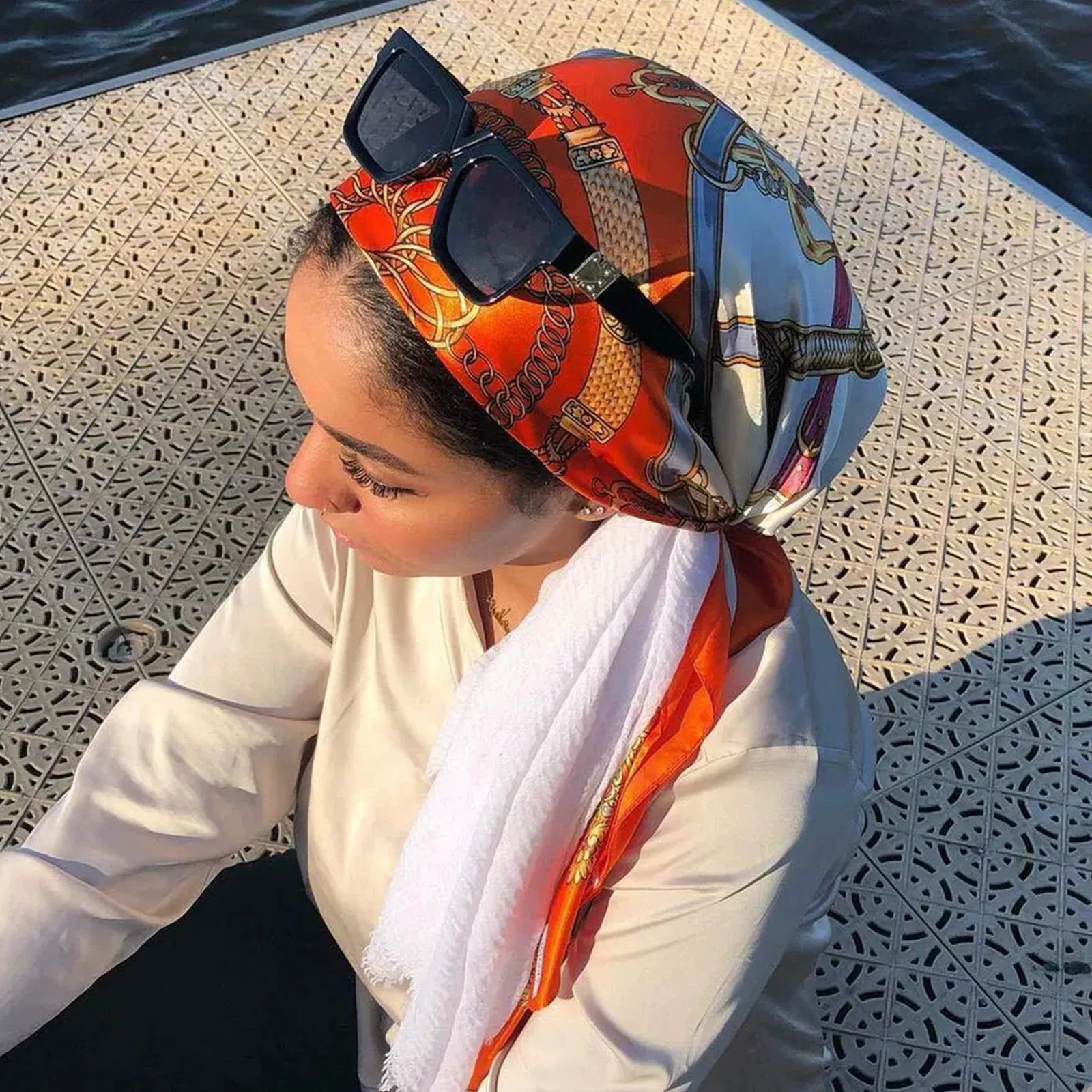 90*90CM Shawls Fashion Beach Sunscreen Silk Scarves 2023 Europe And America Kerchief Popular Print Square Bandannas